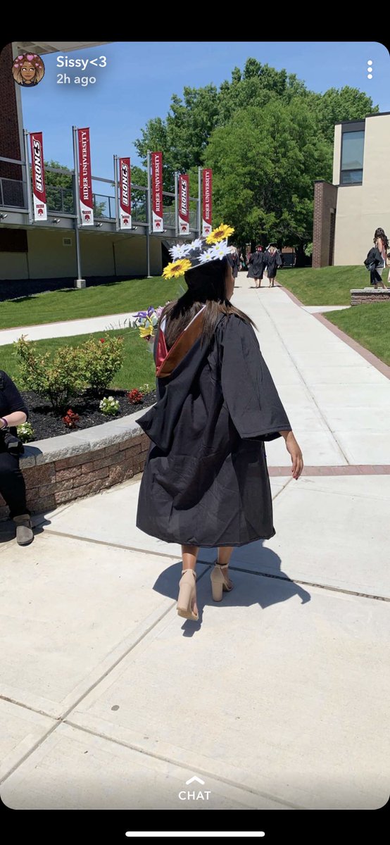 abeyoutifulmess's tweet photo. After four years of hard work I graduated magna cum laude with two degrees and got my first big girl job!🥰✌🏾#2020letsgetit https://t.co/FaskCtjksN