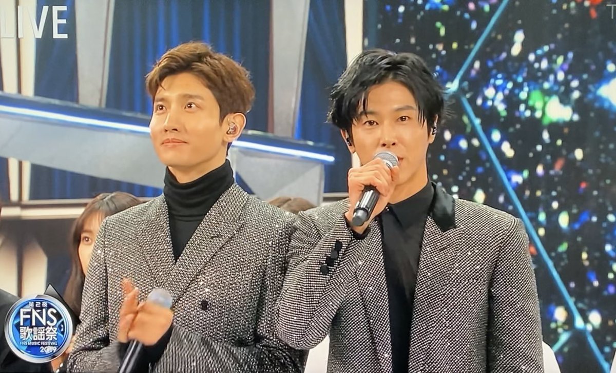 snow_loveY's tweet image. いつもタイトなスケジュールで大変だろうけど、ほんとにいい笑顔🥰
出演を楽しめてるんだね

#FNS歌謡祭 
#FNS東方神起