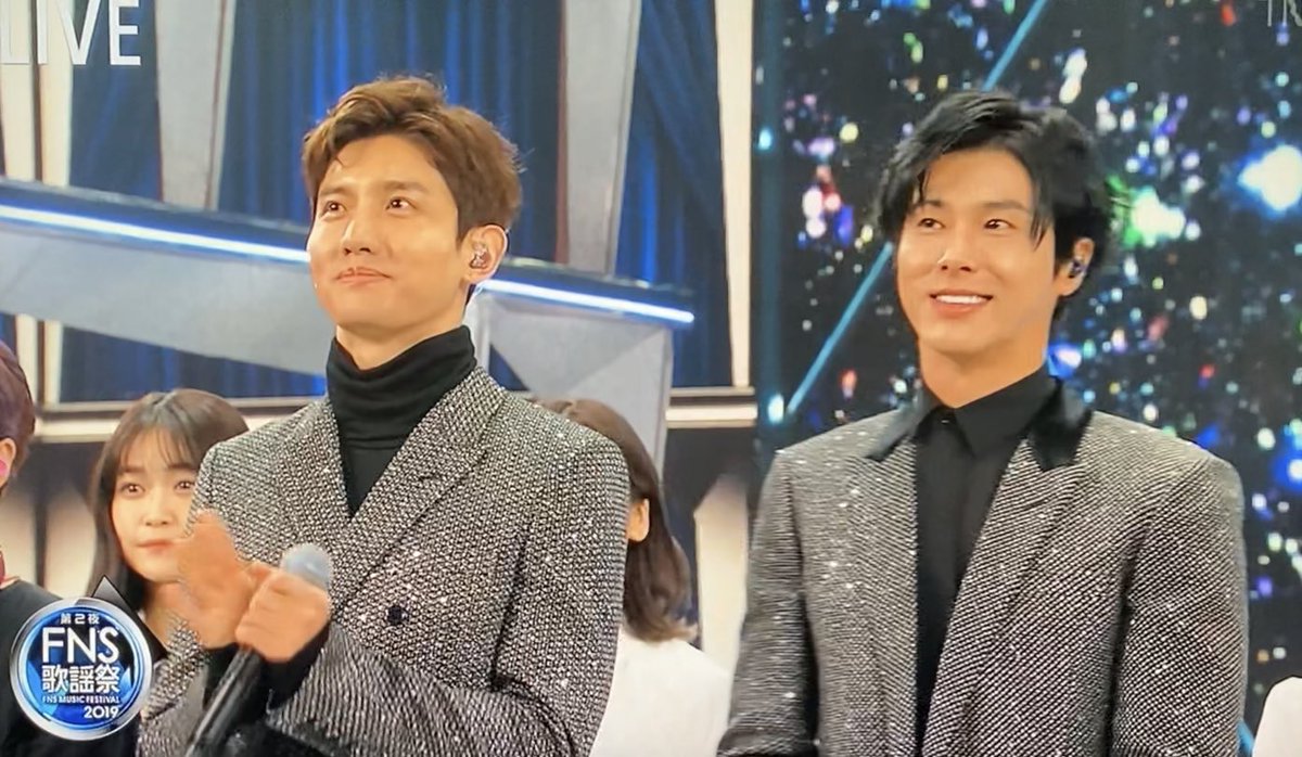 snow_loveY's tweet image. いつもタイトなスケジュールで大変だろうけど、ほんとにいい笑顔🥰
出演を楽しめてるんだね

#FNS歌謡祭 
#FNS東方神起