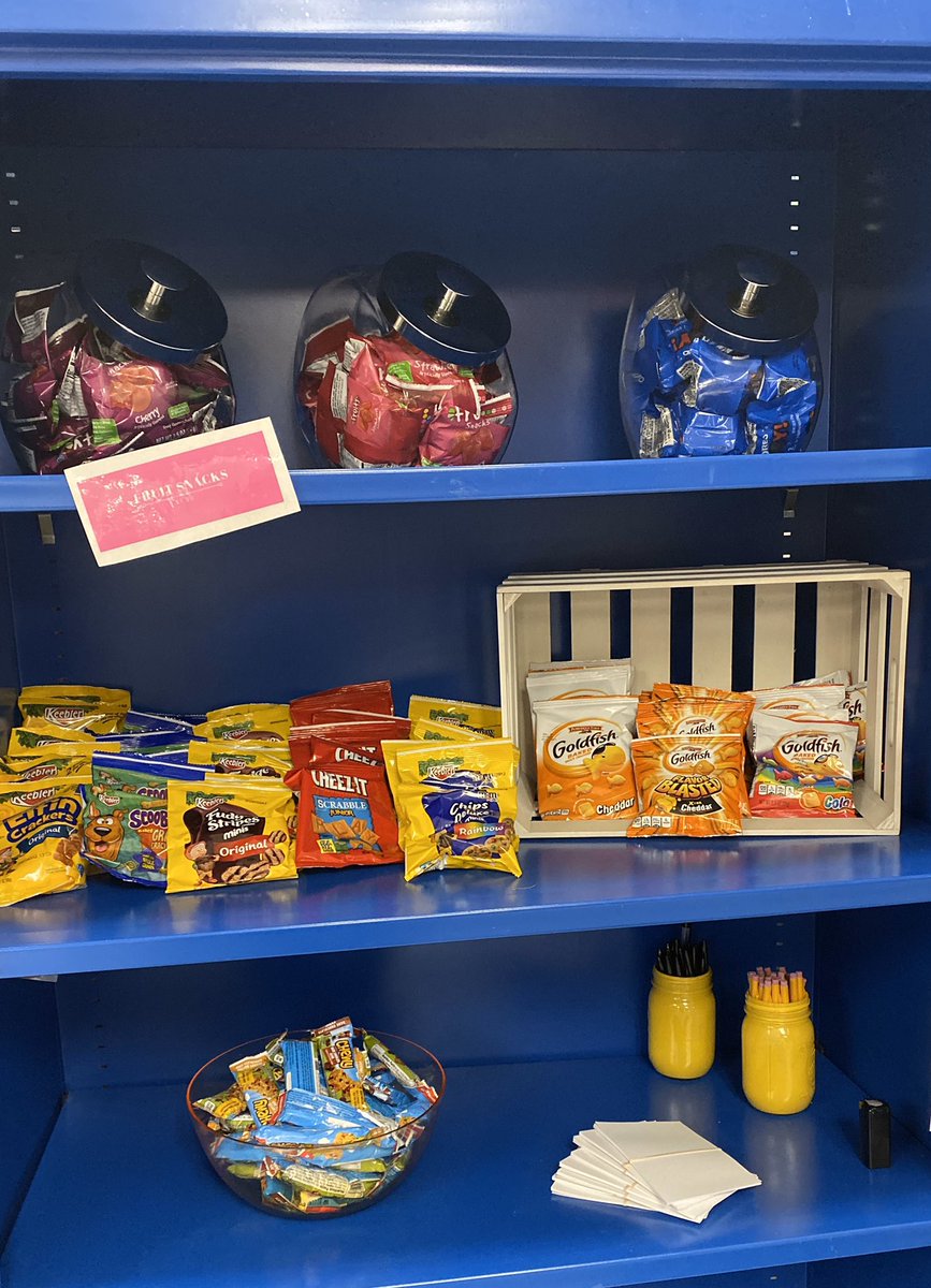 🚨NEW ITEMS IN THE DECA STORE🚨
- Oreo Cookies
- Body Armor Drinks
- Poptart Bites
- Party Cake Little Bites
and so much more!!!