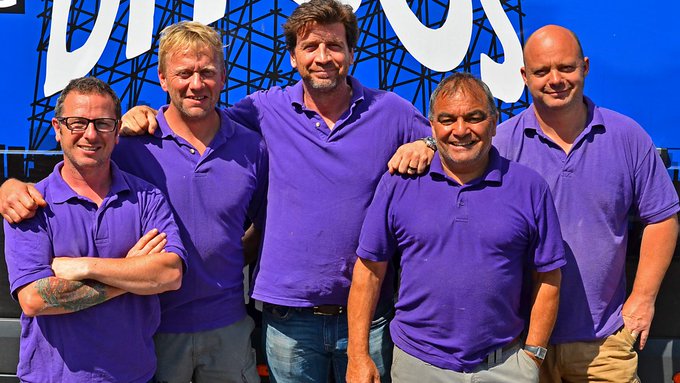 #Tonight at 8pm be sure to tune in to <a href="/BBCOne/">BBC One</a> to see a brand new episode of #DIYSOS in #Chislehurst as <a href="/MrNickKnowles/">Nick Knowles</a> and the crew try to help young Arlo and his family.