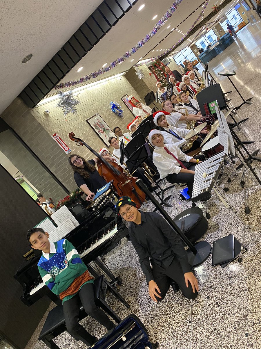 Woodland MS Bands tweet media