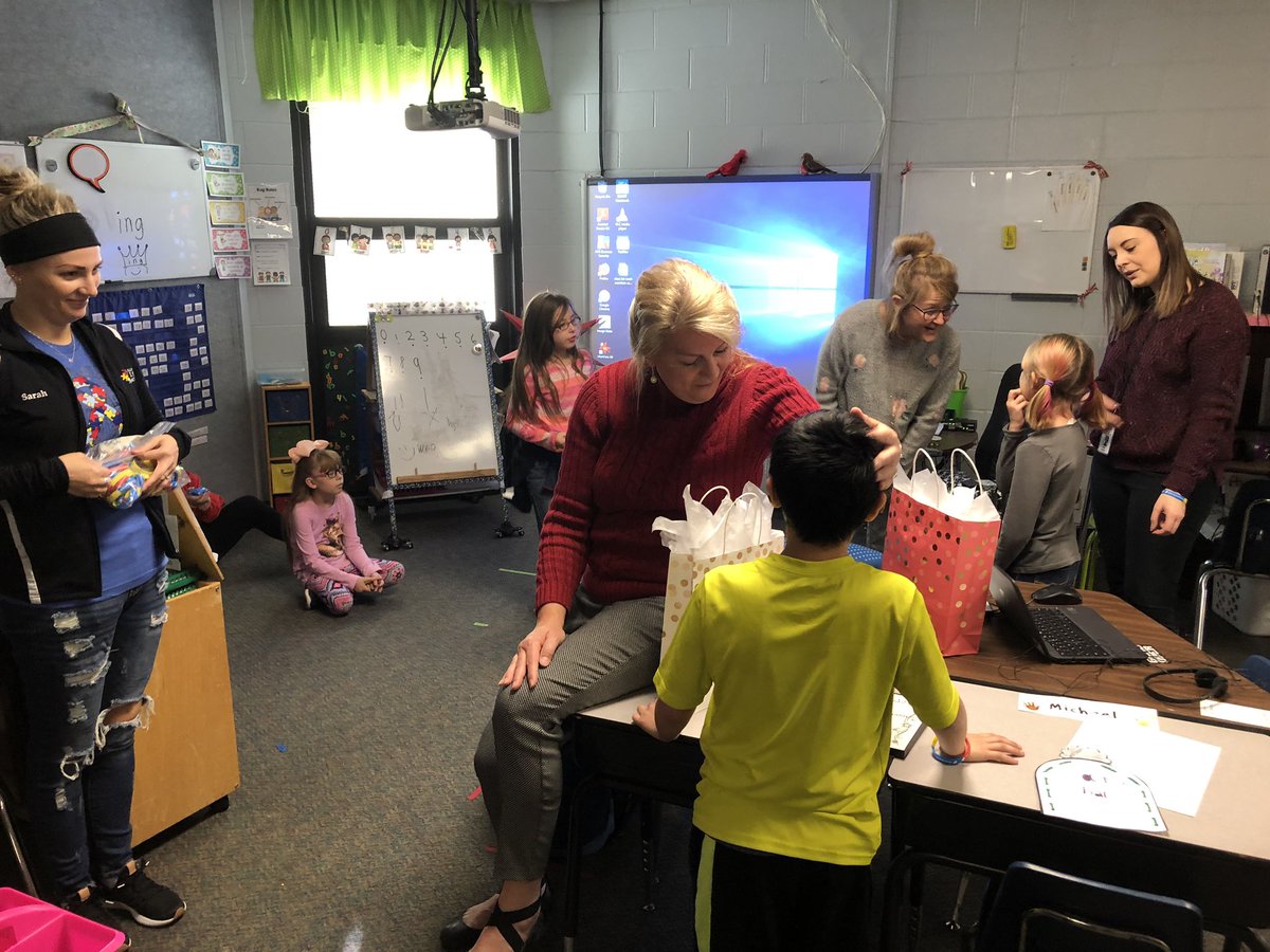 Congratulations to Mrs. Joplin and Mrs. Acra for being awarded the Central Illinois Autism Association Outstanding Professional Award for going above and beyond for individuals with Autism.  #d108ourpurpose