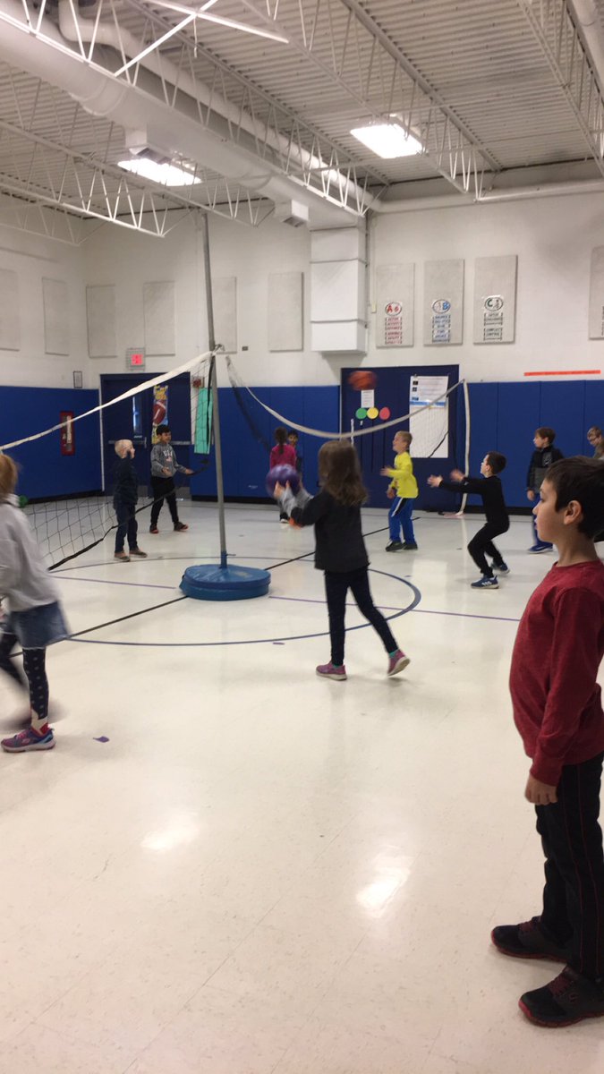 will_brewer01's tweet photo. Nets are up which means our volleyball unit is in full swing! #physed #physicaleducation https://t.co/nZW3vzlcpK