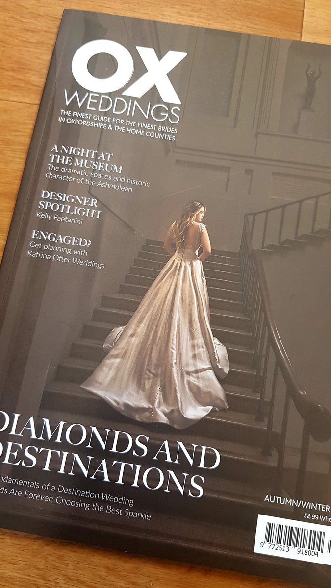 Defyne_Design's tweet image. Recent (and last of 2019) editions of @OX_Magazine and @OXweds hit the studio! #magazines #graphicdesign #graphiclife #designlife #publication #magazinecover #design #JokerMovie #film #weddings