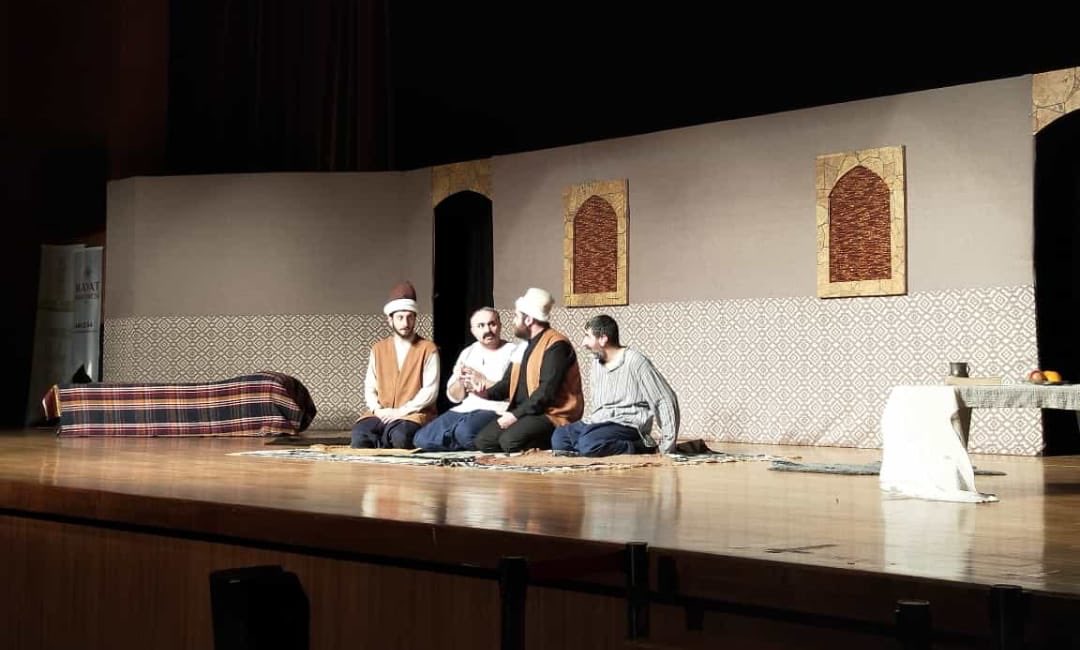 UMET571's tweet photo. Kardeş topluluklarla beraber organize ettiğimiz "Ziyafet Sofrası" tiyatro etkinliğine katılan herkese şükranlarımızı sunarız. https://t.co/O3GVb0zXjP