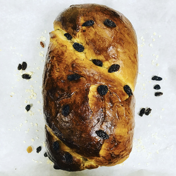 LickYourPlates's tweet photo. 12 Days of Christmas: Cozonac (nut-free) https://t.co/8or5o7lHCF https://t.co/T8s4Kez7Pv