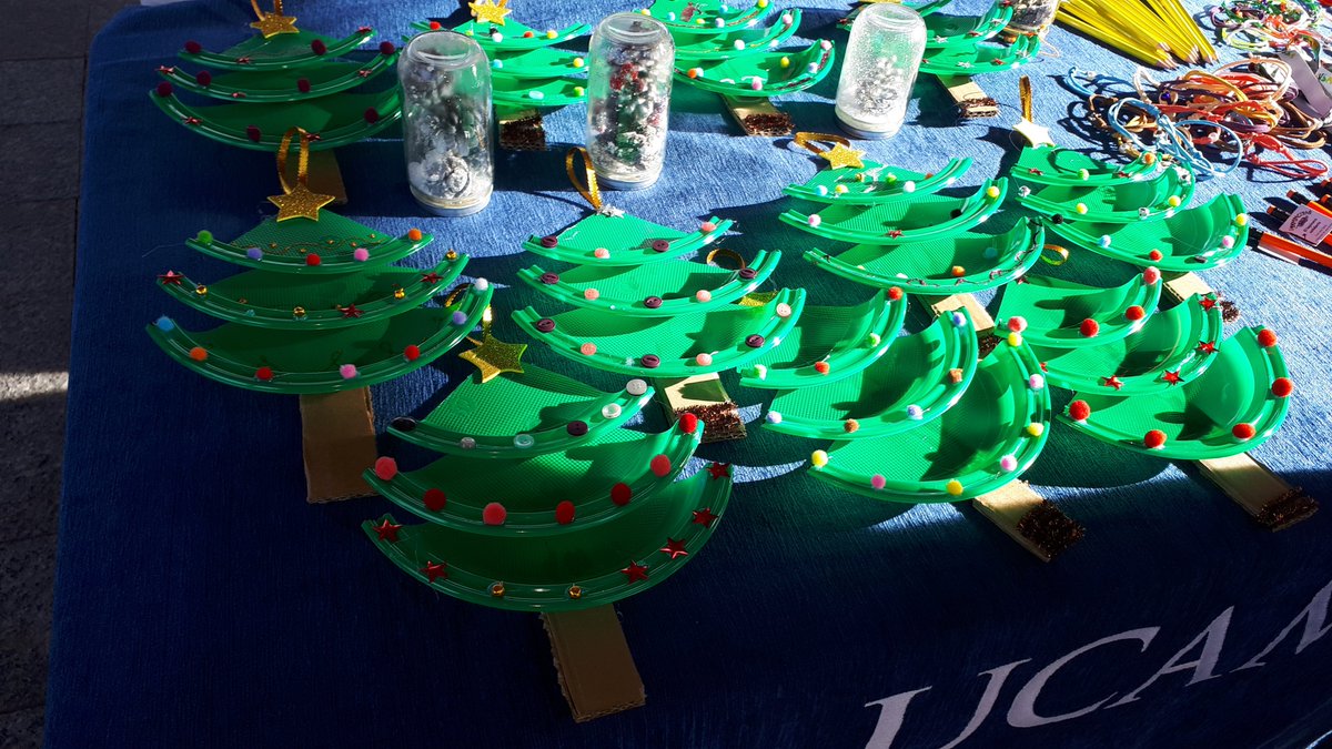 Hoy se celebra el #diainternacionaldeladiscapacidad, por lo que se van a llevar a cabo todo tipo de actividades en las pérgolas de <a href="/UCAM/">UCAM Universidad</a>.

Todo ello organizado por alumnos y profesores del Programa Ucampacitas.

Esperamos que podáis compartir este día con todos ellos!!