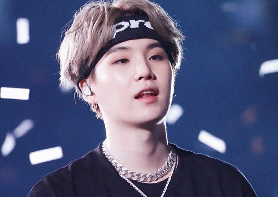 Vaflia15's tweet photo. Это случайно не солнце? Тогда почему глаза так слепит?)
#кпоп #kpop #bts #bangtanboy https://t.co/BydwX9X7VX