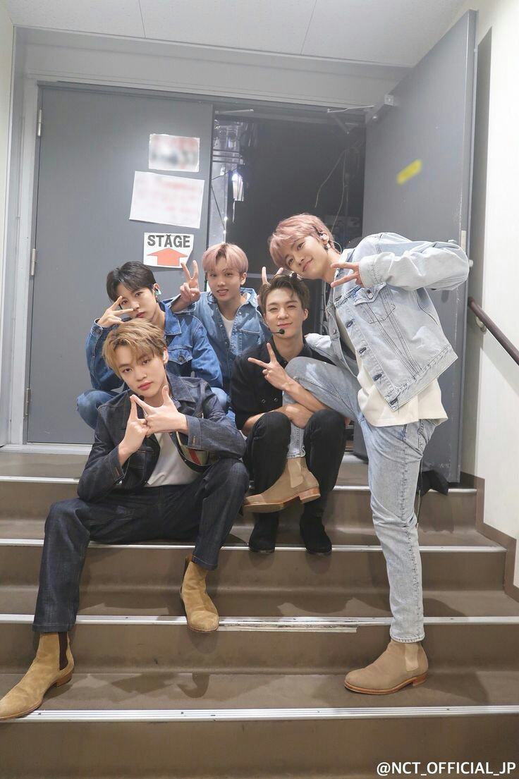 nanajnoo's tweet photo. [NCT DREAM] A happy day will end with a pleasant thing, rest all of us we love you❤

Love yourself,and love your life.

#JAEMIN
#JENO
#RENJUN 
#JISUNG 
#CHENLE 
#HAECHAN 
#NCTDREAM
#nctdreamweloveyou https://t.co/c42xGvAzxc