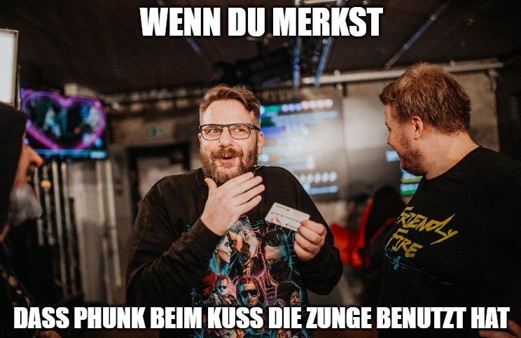 Wolkisan's tweet photo. Ich durfte mir die Bilder vom guten Andy vorher schon anschauen und hier ist schon mal ein Meme :D #GronkhMemes #FriendlyFireMemes @Gronkh
(📷 by @Eosandy) https://t.co/80wxdDM6GE