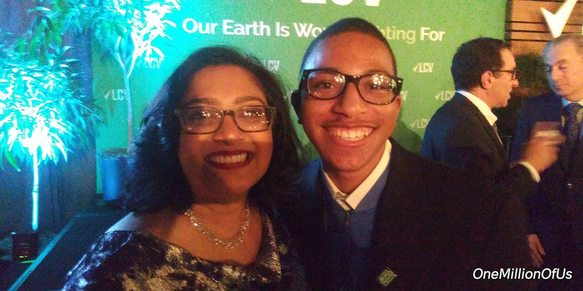 JeromeFosterII's tweet photo. "One Person, one vote is the great equalizer of humanity" #LCVDinner
Our Earth is worth Fighting For (& striking for) @LCVoters https://t.co/asjGycsmGA