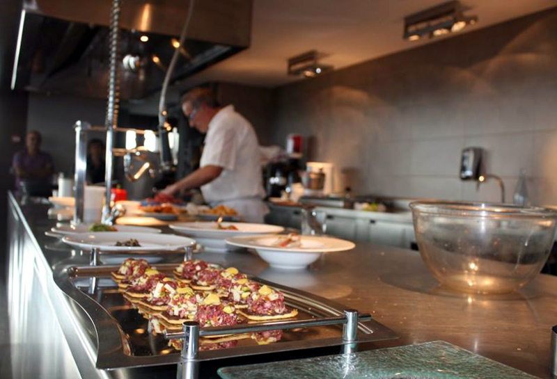 L’<a href="/espaidelpeix/">Espai del Peix</a> i el @MuseudelaPesca organitzen avui una nova sessió de ‘Mestres dels fogons’. Avui ens proposen àpats de festa #Palamós bit.ly/2P8uQat