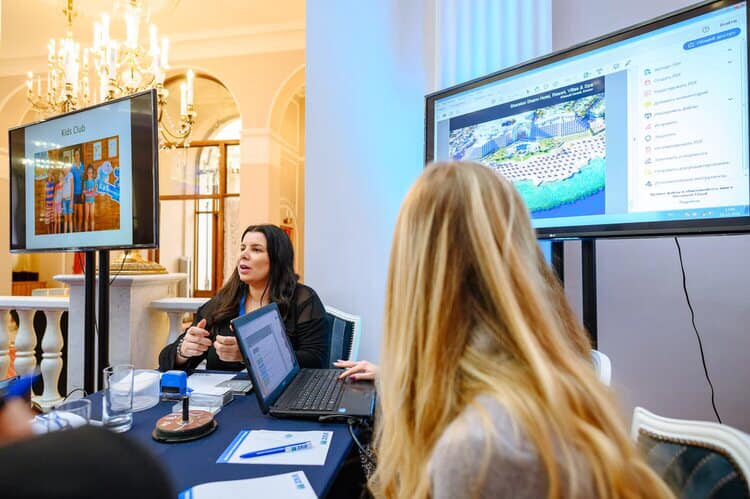 Sheraton_Sharm's tweet photo. Successful workshop in Minsk, Belarus attended by our Director of Sales & Marketing Christine Ragaie #sheratonsharm https://t.co/hoCAwrr9ro