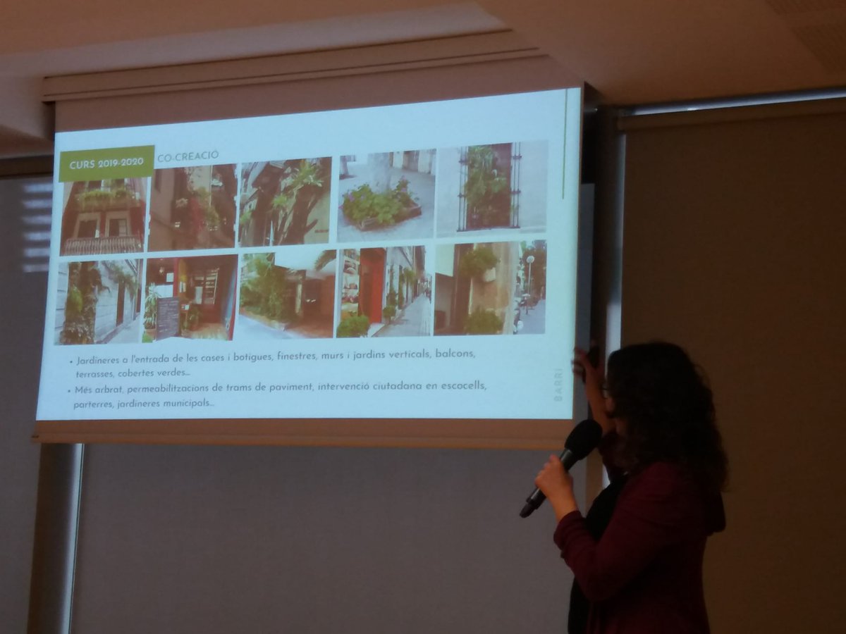 ItaTrigueroMas's tweet photo. Fantàstic veure a @nalaiabotey de @SomNatura presentant el projecte de Camins verds escolars, que ja està en marxa. Tant de bo el projecte s'expandeixi a barris de baix nivell socioeconòmic que se'n poden beneficiar possiblement molt més que Sarrià https://t.co/JkSb7SfyCk