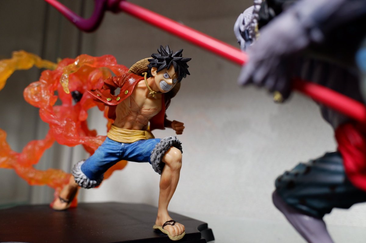 オックン Twitterren 一番くじ 匠の系譜 A賞 ルフィ 開封しました フィギュア本体の造形や塗装も素晴らしいですが やはり注目は レッドホークの炎エフェクトですよね 螺旋状に作られているのでより立体感があるしとんでもなく大きいですw ワンピースフィギュアを オックン Twitterren 一番くじ 匠の系譜 A賞 ルフィ 開封しました フィギュア本体の造形や塗装も素晴らしいですが やはり注目は レッドホークの炎エフェクトですよね 螺旋状に作られているのでより立体感があるしとんでもなく大きいですw ワンピースフィギュアを