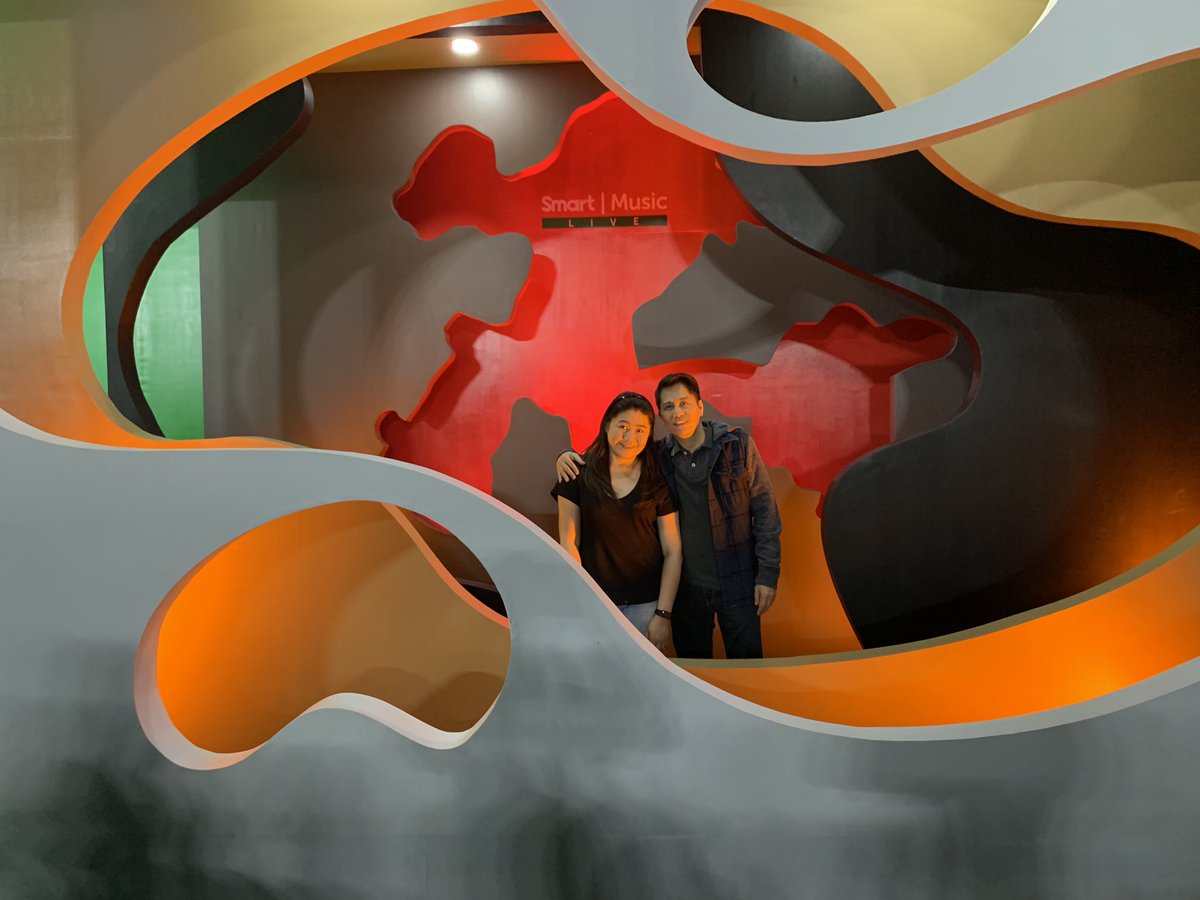 mm_lacuna's tweet image. #SmartU2TourPH