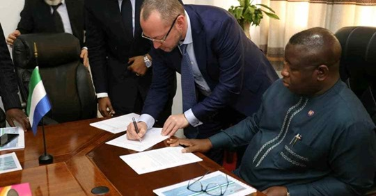 OgAnalysis's tweet photo. @SierraMinerals is going to build a value-adding #aluminatrihydrateplant in Sierra Leone.
https://t.co/Mr0L6ru3Ue 
#AluminaTrihydrates Market 2019-25
Request sample@ https://t.co/kYvOm4pPT3 https://t.co/lf9SLdGzBw