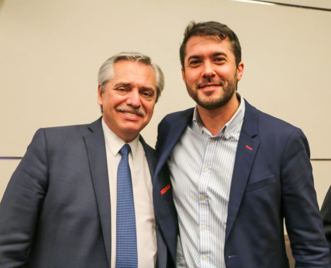 juliowajcman's tweet photo. Sebastián Benitez Mola, fue confirmado como Sub Secretario de Asuntos Políticos de La Nacion, depende directo del Jefe de Gabinete, Pablo Cafiero, Dios quiera lo mejor por un Chaco que necesita mucho!!! https://t.co/5pEfhvAvSs