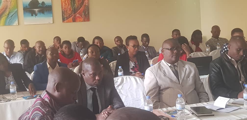 HumanRightsRW's tweet photo. This workshop aims to increase capacities of members and staff of the NCHR and selected Managers and Legal Experts selected by the NCHR from different types of business for addressing human rights violations by transnational corporations and the local business sector.@UNRwanda https://t.co/3goecaYyK1