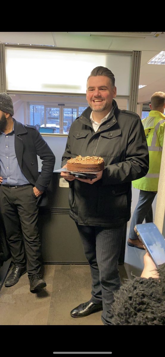 Cake for the birthday boy at Gatwick! Well done on back to back Elite’s Richard! Hat trick coming in December?