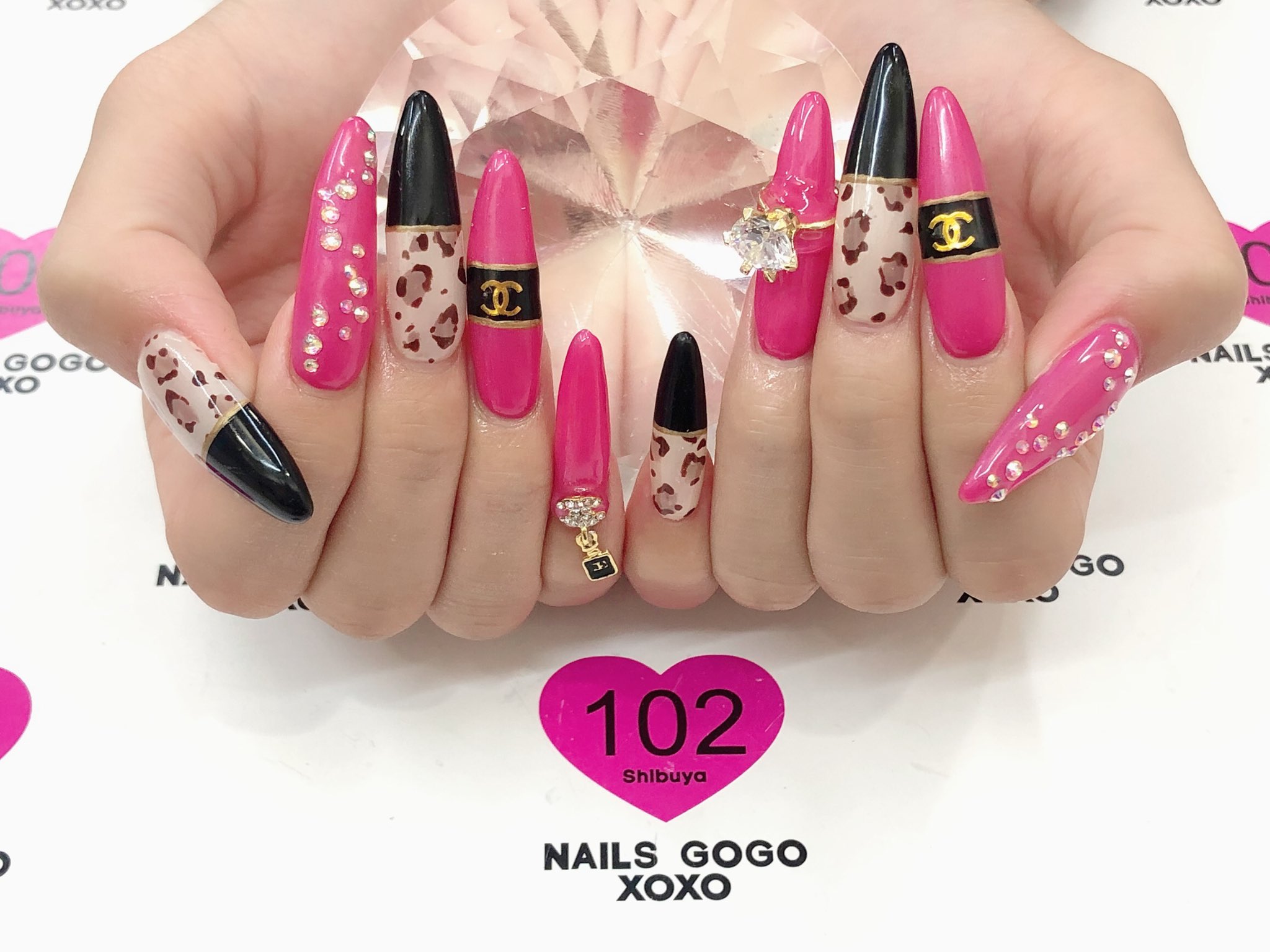 Nailsgogo 在 Twitter 上 渋谷ネイルサロン Nailsgogo 03 5728 4343 ご紹介 ネイル は ギャルネイル ブランド風ネイル シャネル風ネイル ありがとうございました T Co Ilvuvmt64i 人気ネイルサロン 渋谷ネイル スカルプネイル ネイルデザイン