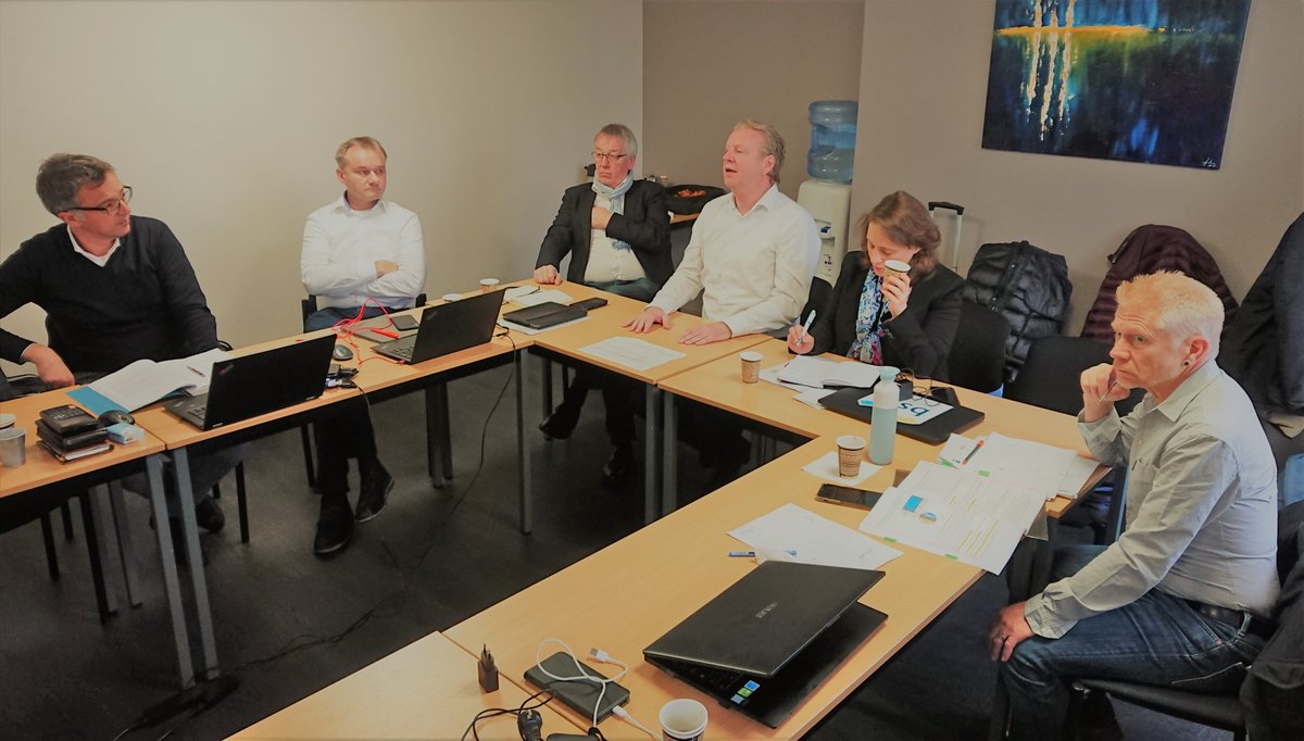 FPP_IORIO's tweet photo. #standardisation #EU  (#CEN TC402-WG5) for #domesticswimmingpool #Environmentalimpacts  2nd day meeting  @FPPiscine https://t.co/eerEy3iAJ1