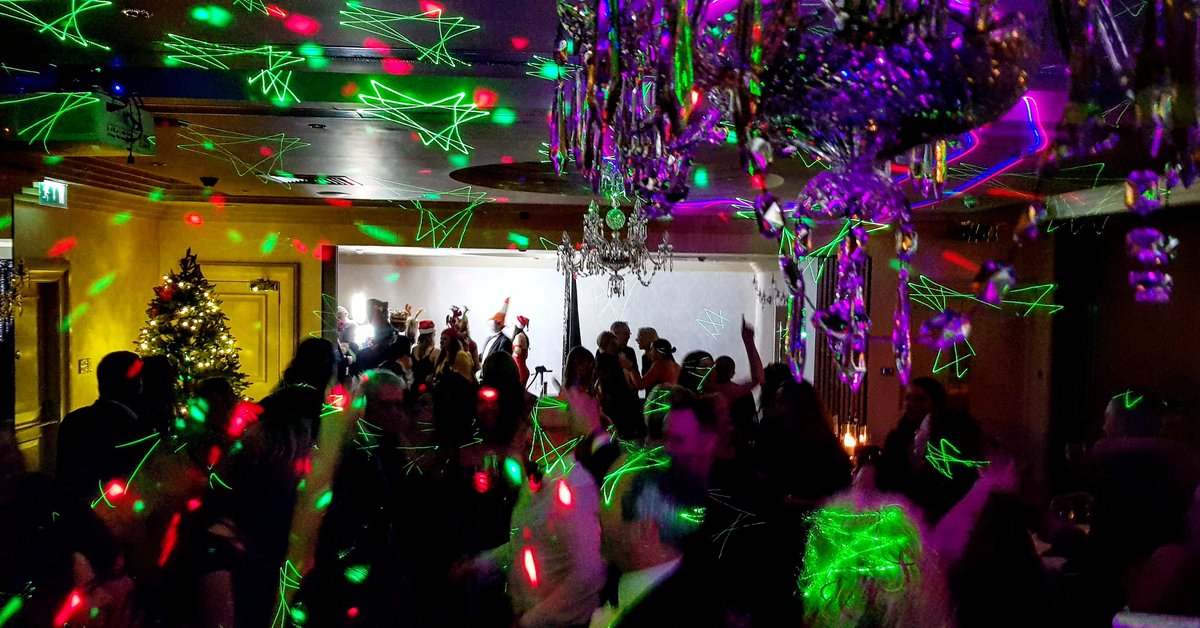 discoetiquette's tweet photo. Thanks VWV for a fantastic night of non stop dancing 💃🕺🎄
We had a blast with you guys 🎉

#vwv #vwvbristol #christmasball #christmasdisco #tistheseason https://t.co/ONJIHGKHTJ