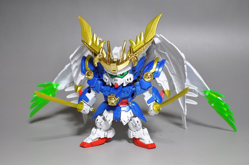 わかおさのすけ 武者ウイングゼロ完成しました 戦士no 192 武者ウイングゼロとクロスシルエット ウイングガンダムゼロewを使用して製作 クロスシルエットを使用してのミキシングをテーマに 小改造で武者ウイングゼロを作ってみました 頭部は三国伝曹丕