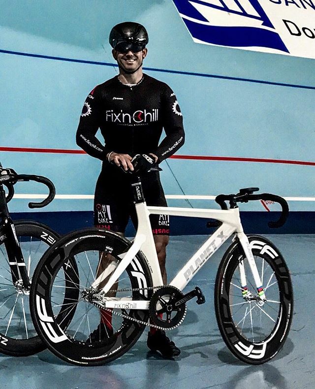 fixnchill's tweet photo. @ik_walls Calidad, como cualidad.
.
.
#fixnchill #fixedgear #ohmybike #planetx #planetxbikes #planetxtrack #velodromo #velodrome #swag #fixnchill #fixed #fixie #fixedgear #fixicletas #aerospoke #csepel #cinelli #mash #sidi #spiuk #fixedgeardonosti https://t.co/X0JpNi5i7i