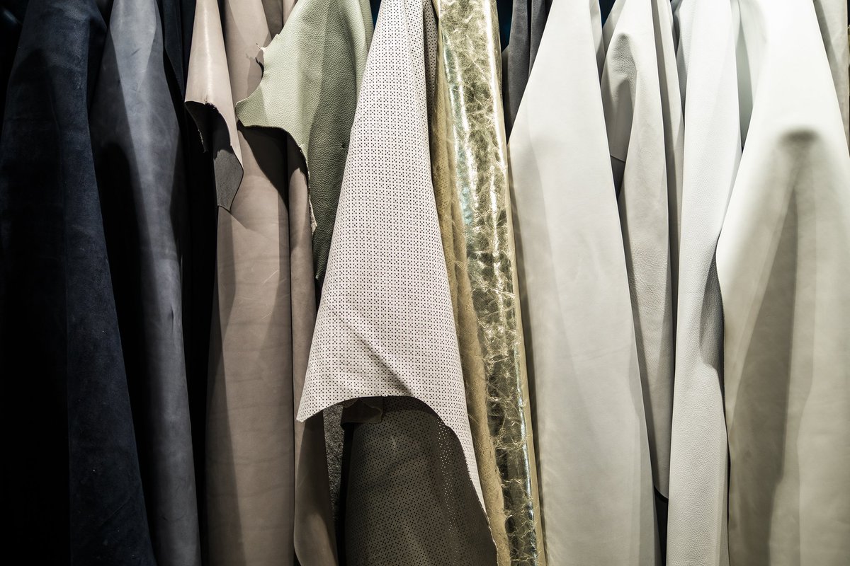 SamacSrl's tweet photo. Be creative, dream in color! #samacsrl 

 #leather #leatherwork #texturedleather #designinspiration #genuineleather #leathergoods #qualityleather #madeinitaly #italianleather #tannery #fullgrainleather #furniture #materials #living #decor #furnituredesign #interiordesign #trend https://t.co/AQSaQG2SkT