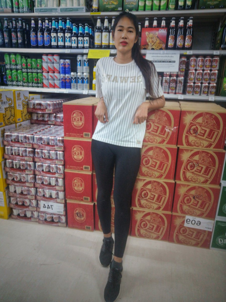 เหล้าเบียไม่จับ​ เน้นกินตับอย่างเดียว🤣
#อิ๋วเอง​ #คนโสด2019   #คนโสด2020