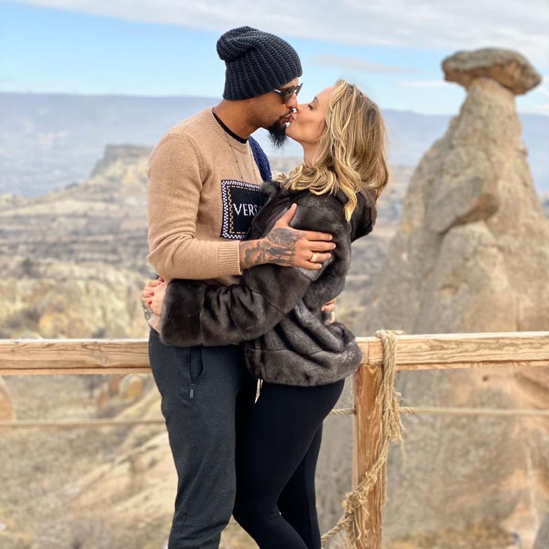 fanatik plus on twitter felipe melo ve esi roberta nagel kapadokya da