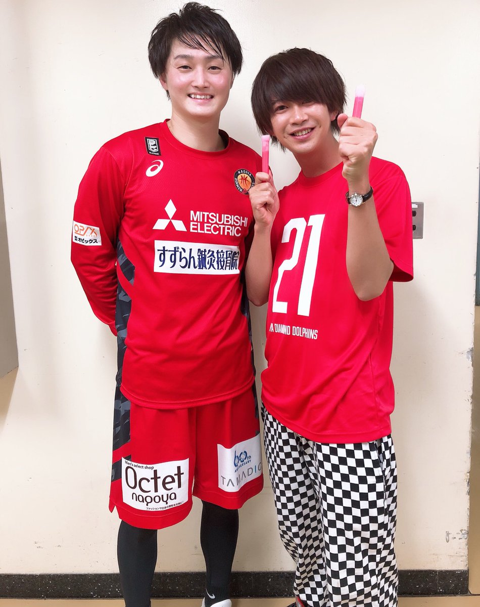 ryuryuryu0903's tweet image. 名古屋ダイヤモンドドルフィンズ
VS島根スサノオマジック戦、
78-70で勝利しました👑

しかも笹くんMVP‼️
おめでとー😆カッコ良かったー‼️

劇団ヘラクレスの掟時代に
開幕パフォーマンスしたの懐かしい☺️

俺も頑張るんだー✊‼️
POP！
#名古屋ダイヤモンドドルフィンズ 
#吉本坂2期生オーディション