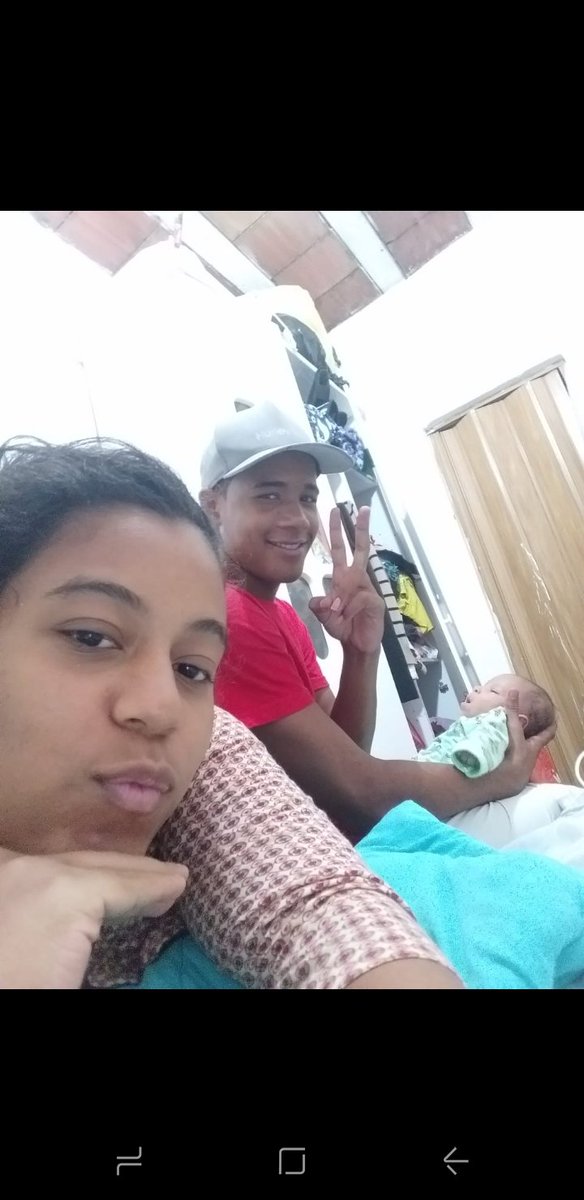 KarolG53's tweet photo. Vou levar cmg nossos melhores momentos e sempre vou lembrar do amor que você tinha pelo meu filho. Descansa em paz meu amor 🖤 https://t.co/vCICzGeysz
