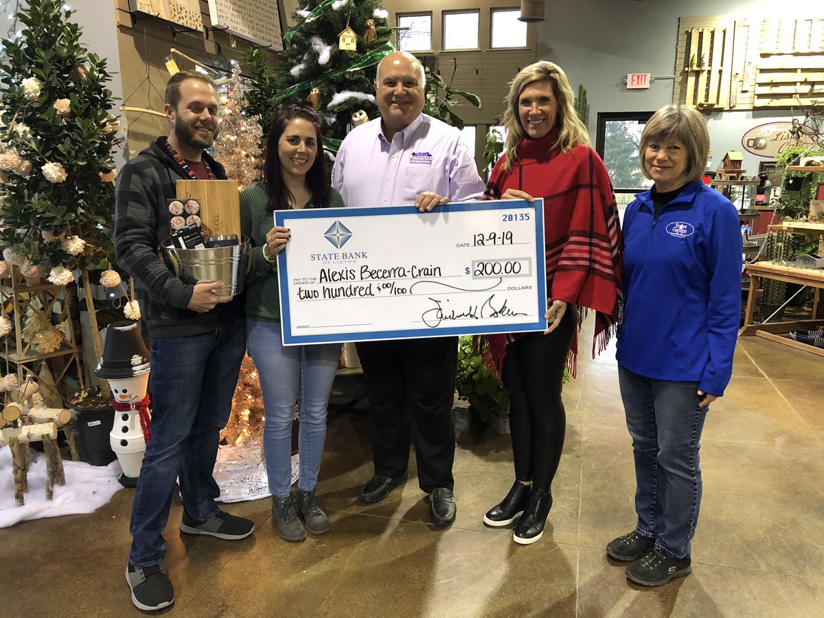 Congratulations to Alexis Crain who was the winner of the Brownsburg Chamber’s Small Business @SBLizton  VISA Card Giveaway! Her entry was filled out at <a href="/FrazeeGardens/">Frazee Gardens</a> on Saturday.
#shoplocal #shopbrownsburg