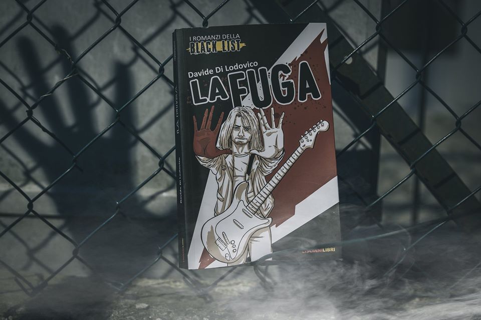 LiscianiLibri's tweet photo. «La fuga è una bella storia, che cattura, con continui colpi di scena. È una storia che parla di amore, di amicizia, di lealtà». La recensione di #ValeriaForconi:
https://t.co/eGR1gyfsD8
#liscianilibri #blacklist #narrativa #thriller https://t.co/XZUp3SqUxc