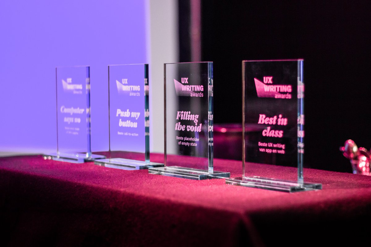 MisterKoreander's tweet photo. Nu de storm is gaan liggen, daalt het besef in: Wat een spetterende awardshow hebben we toch neergezet! Daarom blikken we nog één keer terug, met alle winnende voorbeelden op een rij! 👇 #uxwritingawards #uxwriting https://t.co/dx0MN5JUjn https://t.co/vormFsIZP8