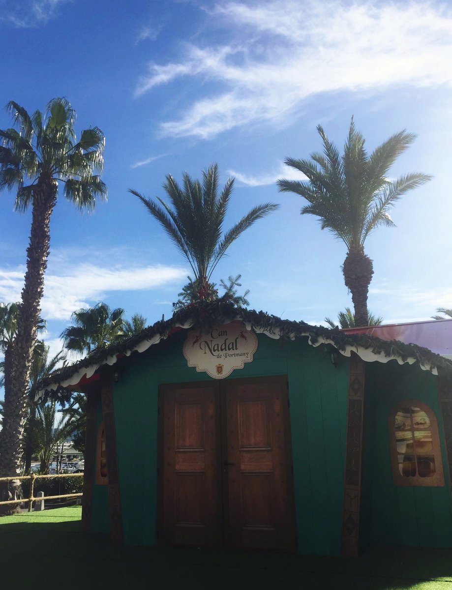 San Antonio is beginning to look a lot like Christmas... 👀☃️🎄