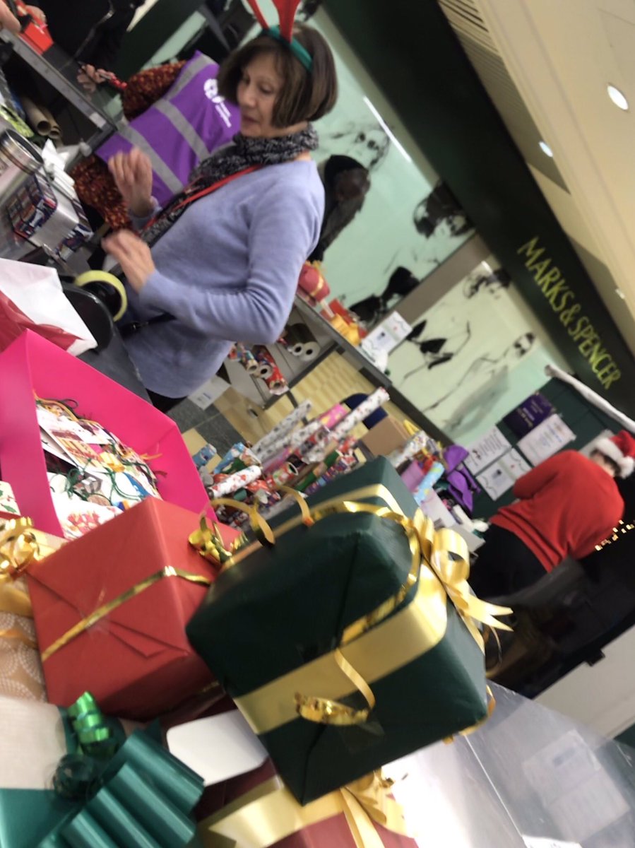 CroydonVA's tweet photo. Here at the @VCCroydon wrapping stall @CentraleCroydon Whitgift shopping centre outside @marksandspencer Come and get your Christmas presents beautifully wrapped by our volunteers and staff for a donation! https://t.co/tkssDxhDYU