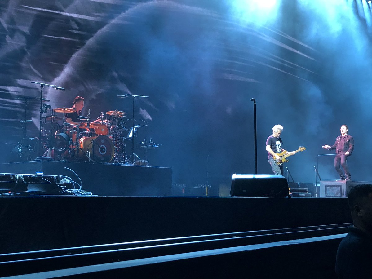 xtristessa's tweet image. Bullet the Blue Sky @U2 #U2TheJoshuaTree2019 #U2Manila