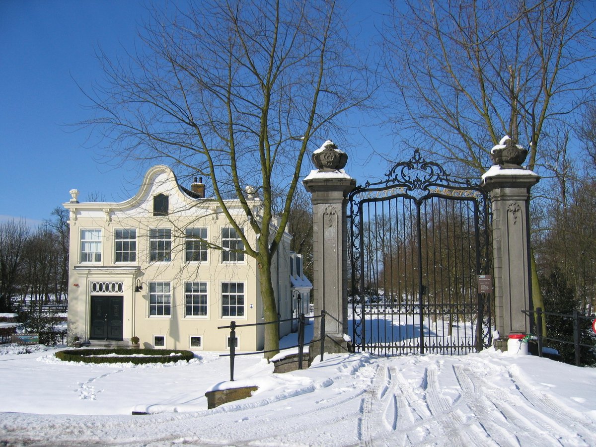 MKBFonds's tweet photo. Nieuwjaarsnieuws! Vanaf 1 januari 2020 zal MKB Fonds een nieuwe kantoorlocatie betrekken. Wij verhuizen van de Amsterdamse grachten naar de prachtige buitenplaats ‘Wester-Amstel’ in Amstelveen! https://t.co/mbvk7rXHZA https://t.co/ib347rql5W