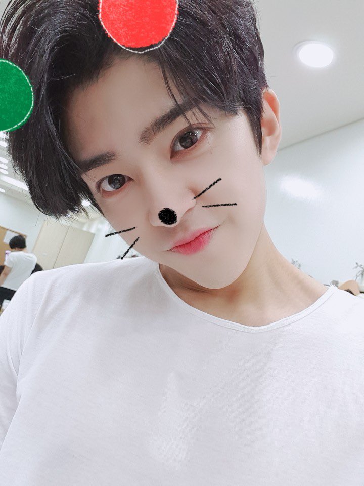 WeInTheZone_twt's tweet image. [#시현] 오늘은 션쥐❤
 
#WE_INTHE_ZONE #위인더존 
#SHIHYUN