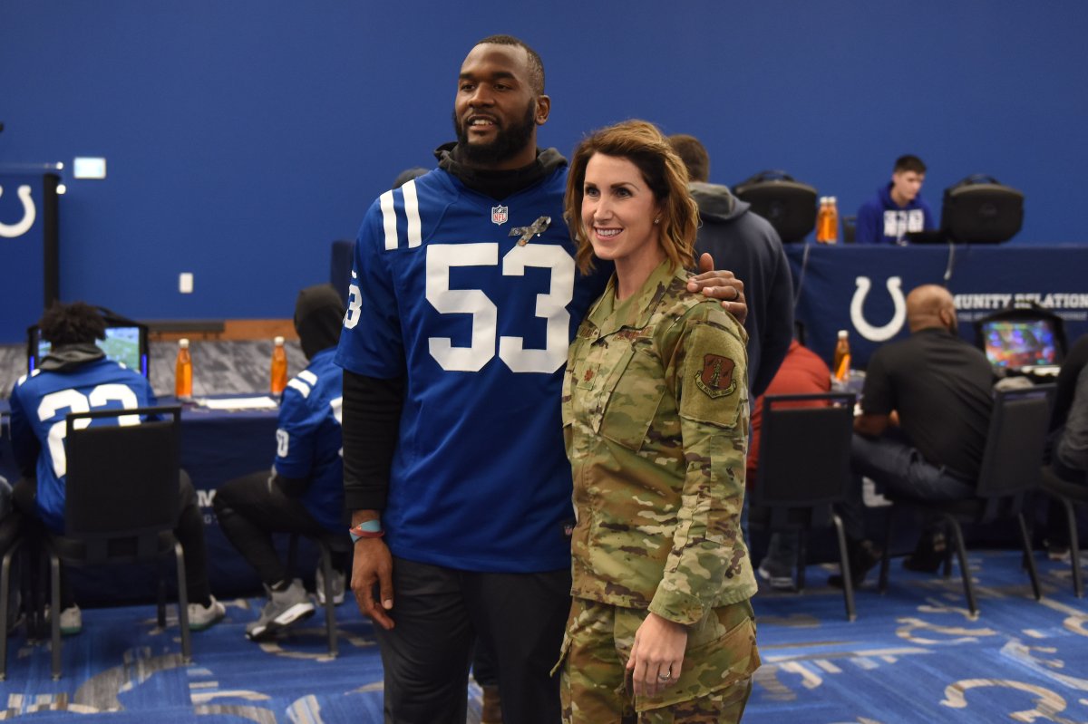 coltscommunity's tweet image. RT and help get our guys to the #ProBowl! 

1 RETWEET = 2 VOTES

#ProBowlVote Kenny Moore II
#ProBowlVote Justin Houston
#ProBowlVote Quenton Nelson
#ProBowlVote Darius Leonard