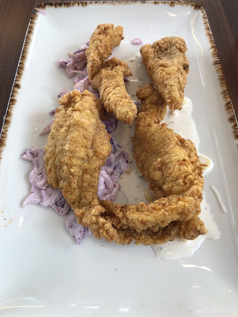 saab007's tweet photo. Quick bite at @Emeril’s latest restaurant #EmerilsTable at #MSY @flyneworleans ✈️😋 https://t.co/ev3q9xYciO