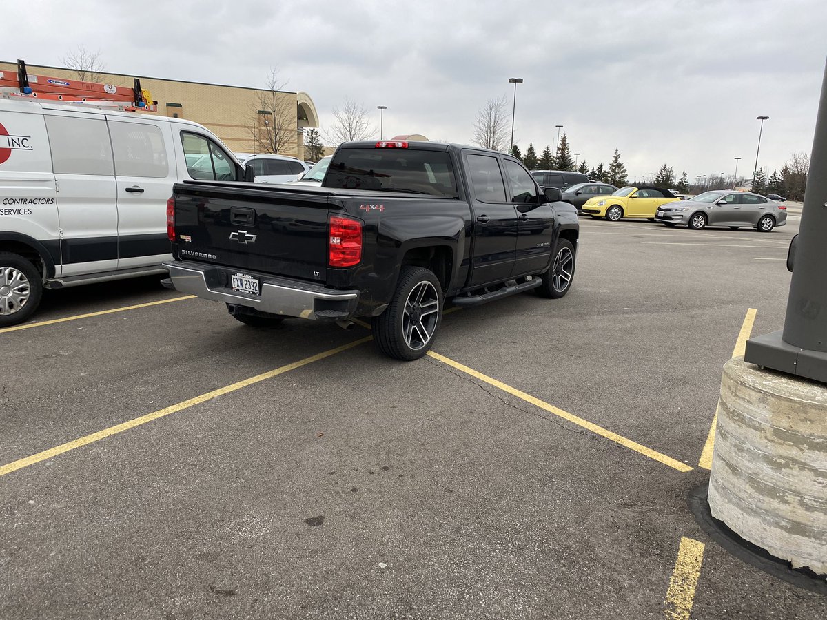HackingDave's tweet photo. Not 1.. not 2.. not 3... 4 parking spots ladies and gentleman. https://t.co/q9KaF23HvT