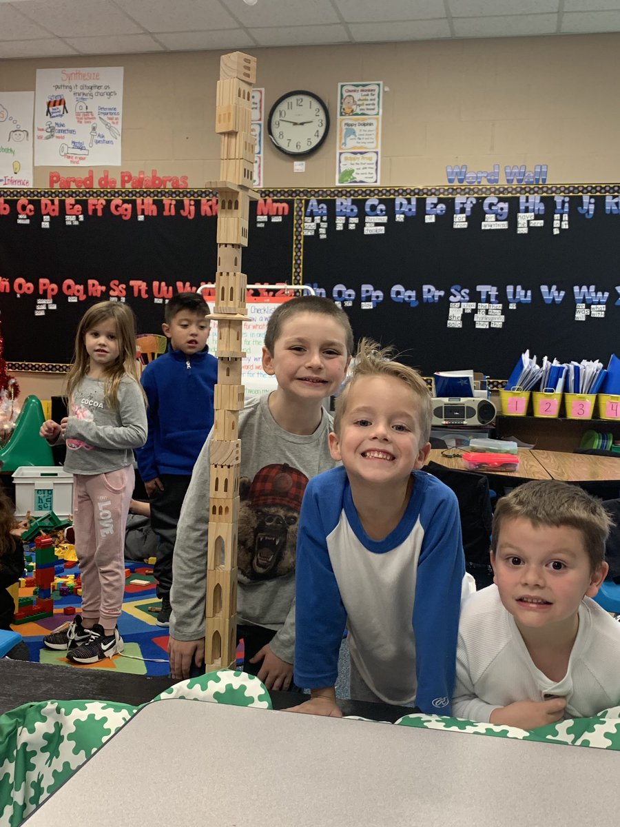Christigrimes73's tweet photo. Cold weather means indoor recess fun. Lots of robots and castles. Santa and the elves even have new houses and a new workshop. https://t.co/tR3CqXaP1R