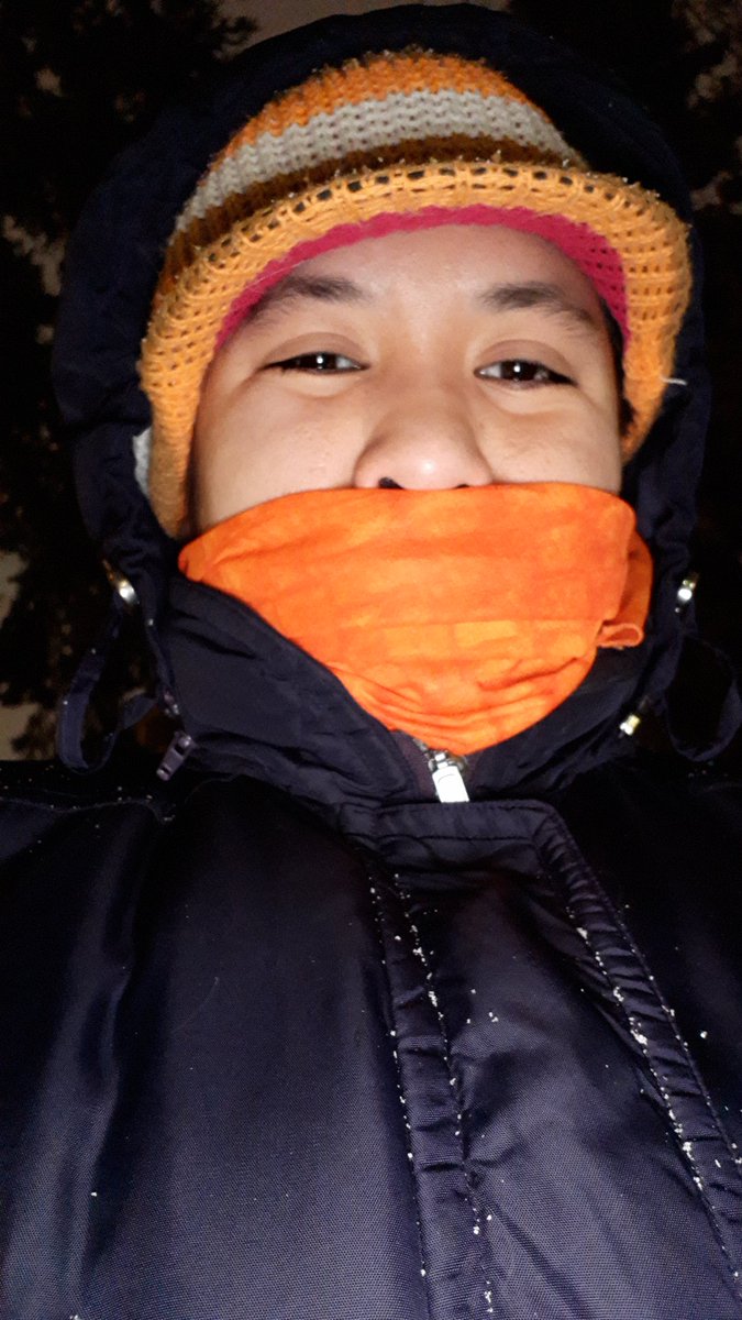 gisellegeneral's tweet photo. It's a snowy day! Let's all pitch in to make our city safe for all Edmontonians! Take half an hour to shovel your sidewalk ASAP & 5 minutes to #adoptastop if you're nearby while @CityofEdmonton clears major roads & paths.
#yegwx #yegwinter #yegsnow @pathsforppl @WinterCityYEG https://t.co/SbU9PJyEW8