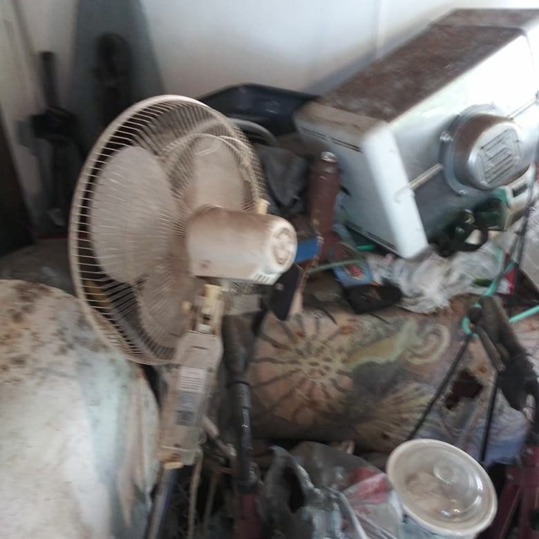 Full Service Junk Removal
Miles &amp; Son Services Inc.

Tampa, FL 33610
(813) 270-5601

g.co/kgs/QyFzgN 
#junkremoval #tampajunkremoval #TampaBayFL #mattressdisposal #applianceremoval #trashhauling