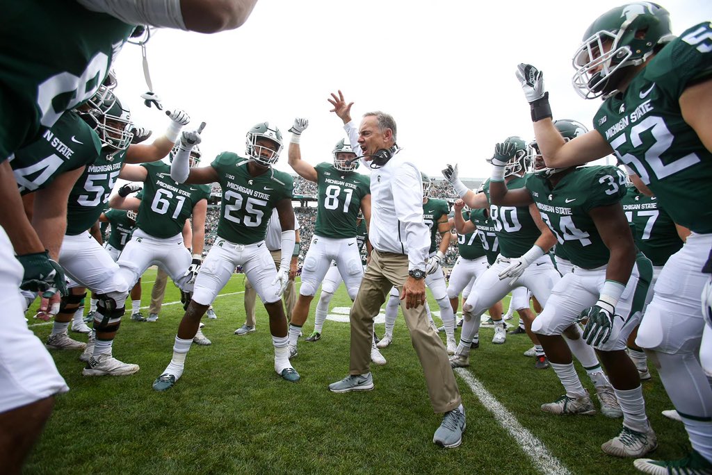 _DPETERSON10's tweet image. Extremely honored and excited to have received an offer from Michigan State University!!!! #GoGreen